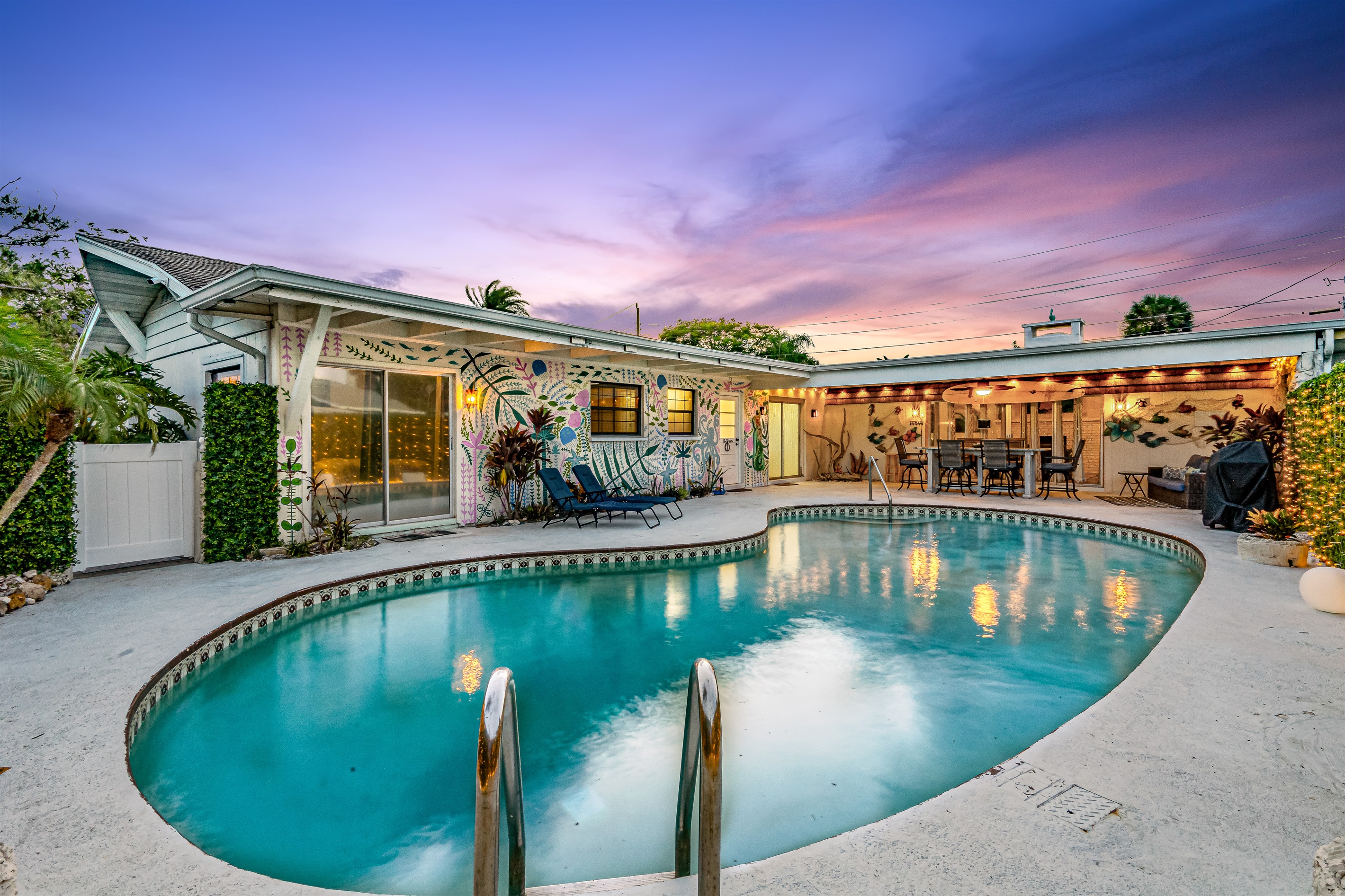 Daytona Paradise Oasis
