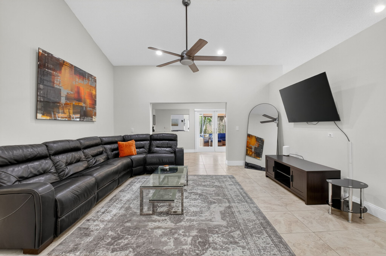 family-friendly-boca-gem:-4br3ba-w-pool-and-sauna/