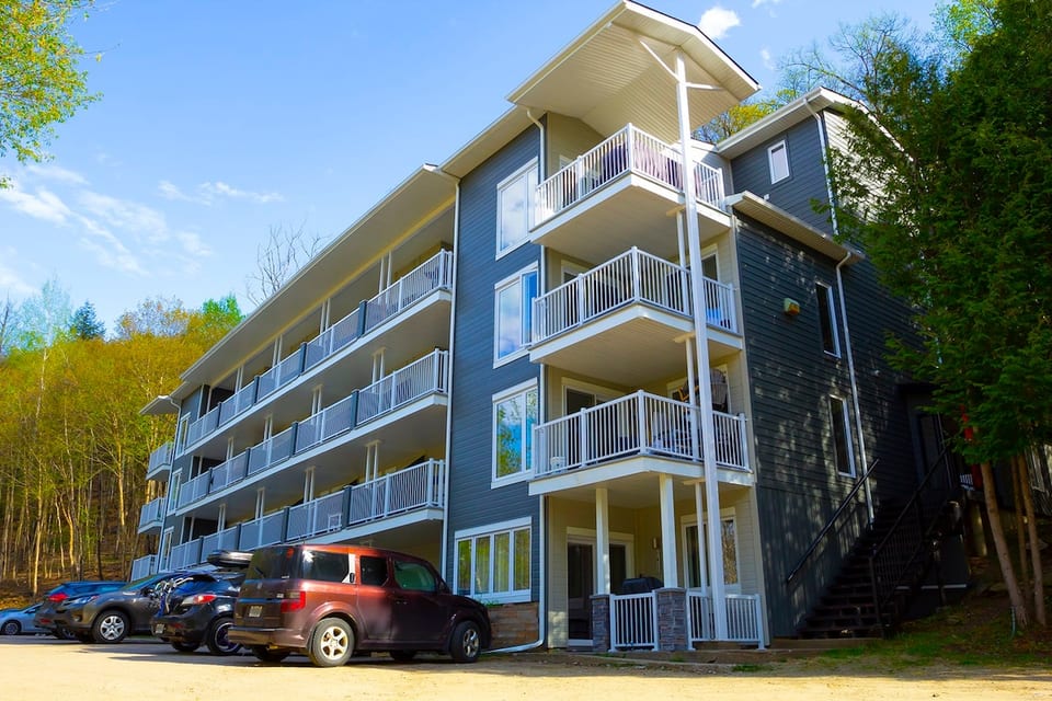 Mountain view condo - Mont-Tremblant