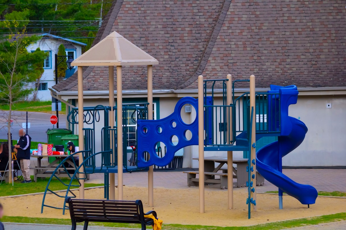 mountain-view-condo/