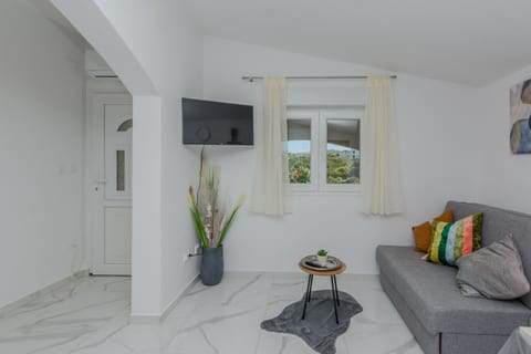 Apartment Zilic - Unit 376200-13
