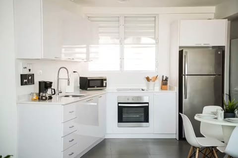 San Juan Apartment with Concierge Services