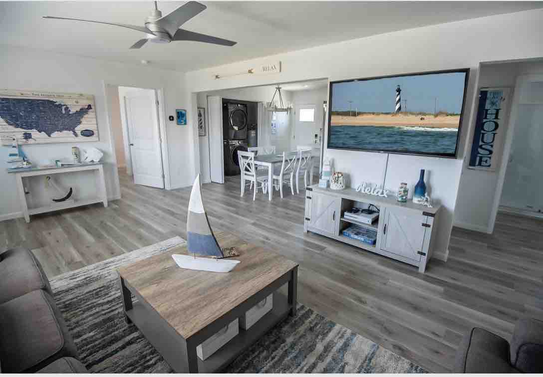The Hidden Gem - Linen and beach gear included!