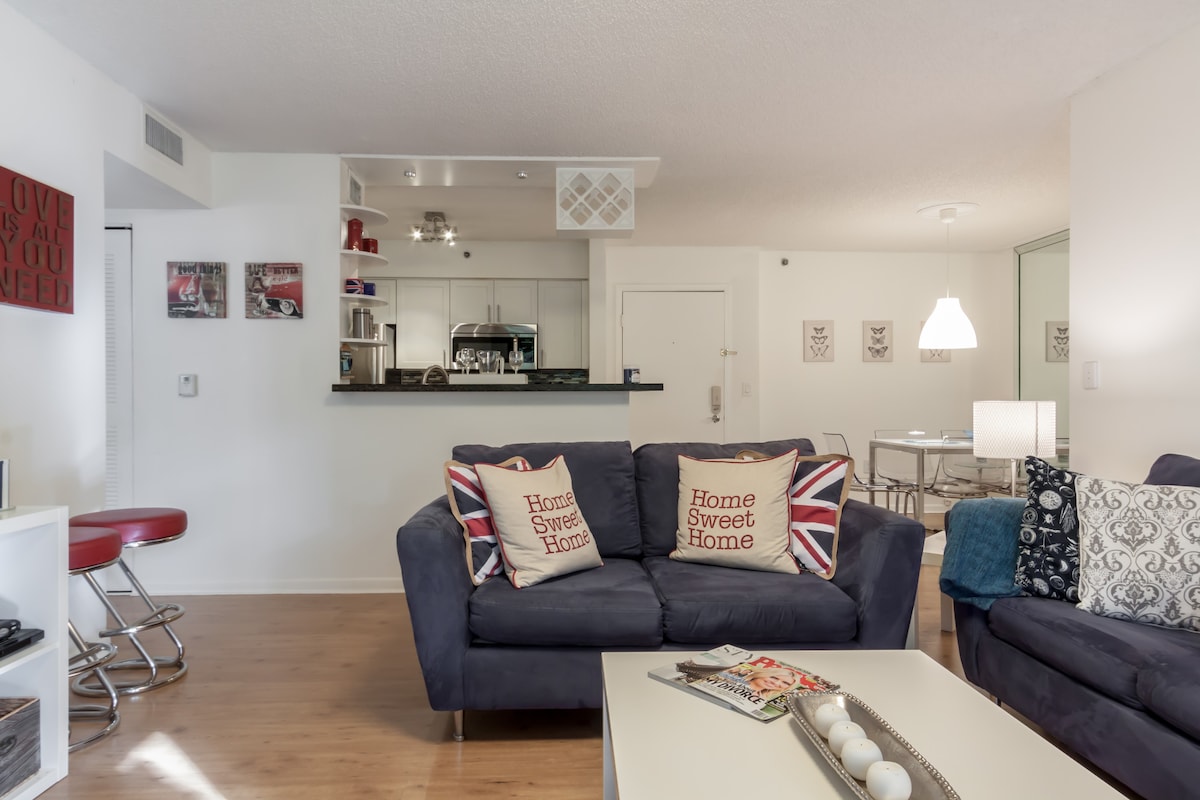 yacht-club-aventura-renovated-cozy-free-parking/