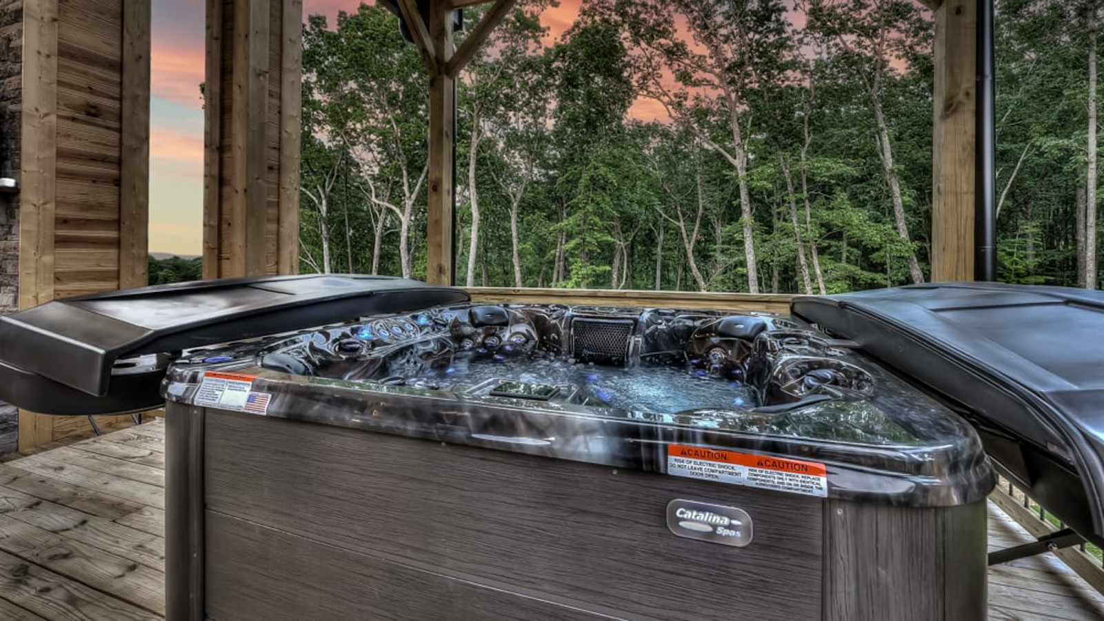 Cozy Mountain Views, Hot Tub, Game Room, Fireplace