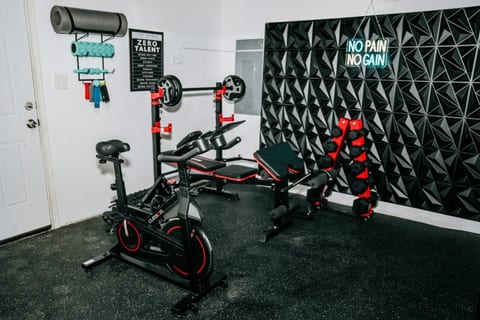 Sleeps 18 • 7BR • Gym • Game Room • Theater