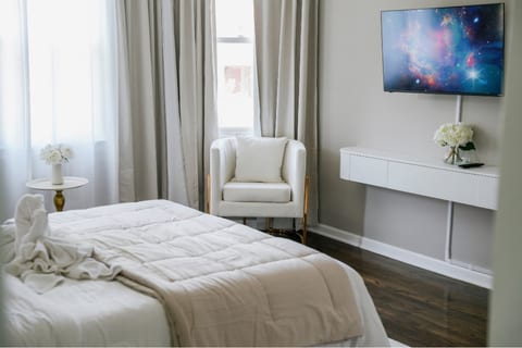 Sleeps 18 • 7BR • Gym • Game Room • Theater