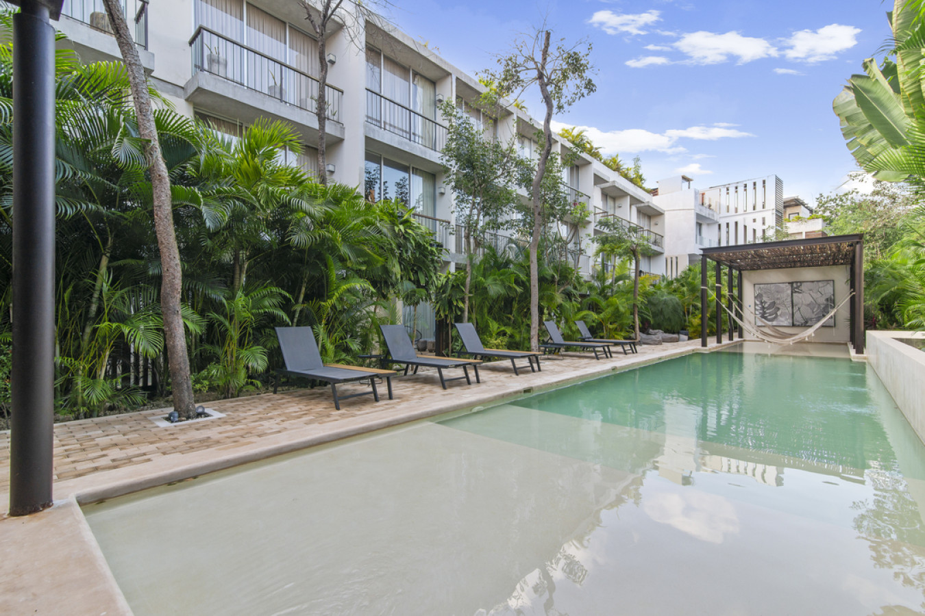 aruna-109-by-luwii-stays/