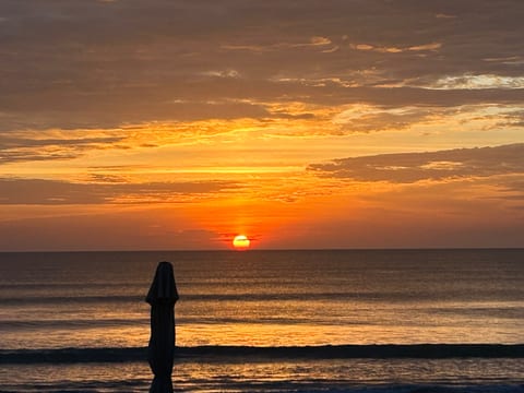 If you stay here do not miss the Sunrise, just walk down to pool deck for first row seats.