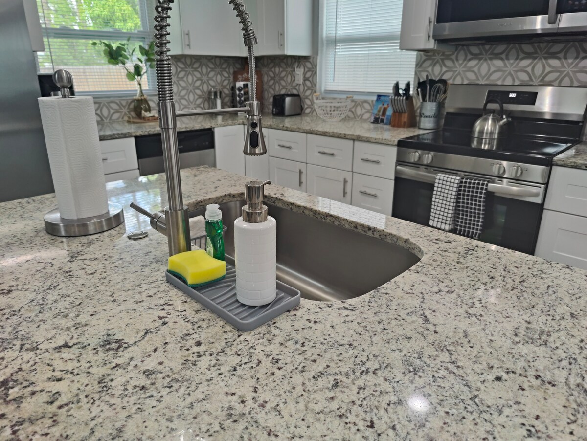the-coffee-pot-cottage/