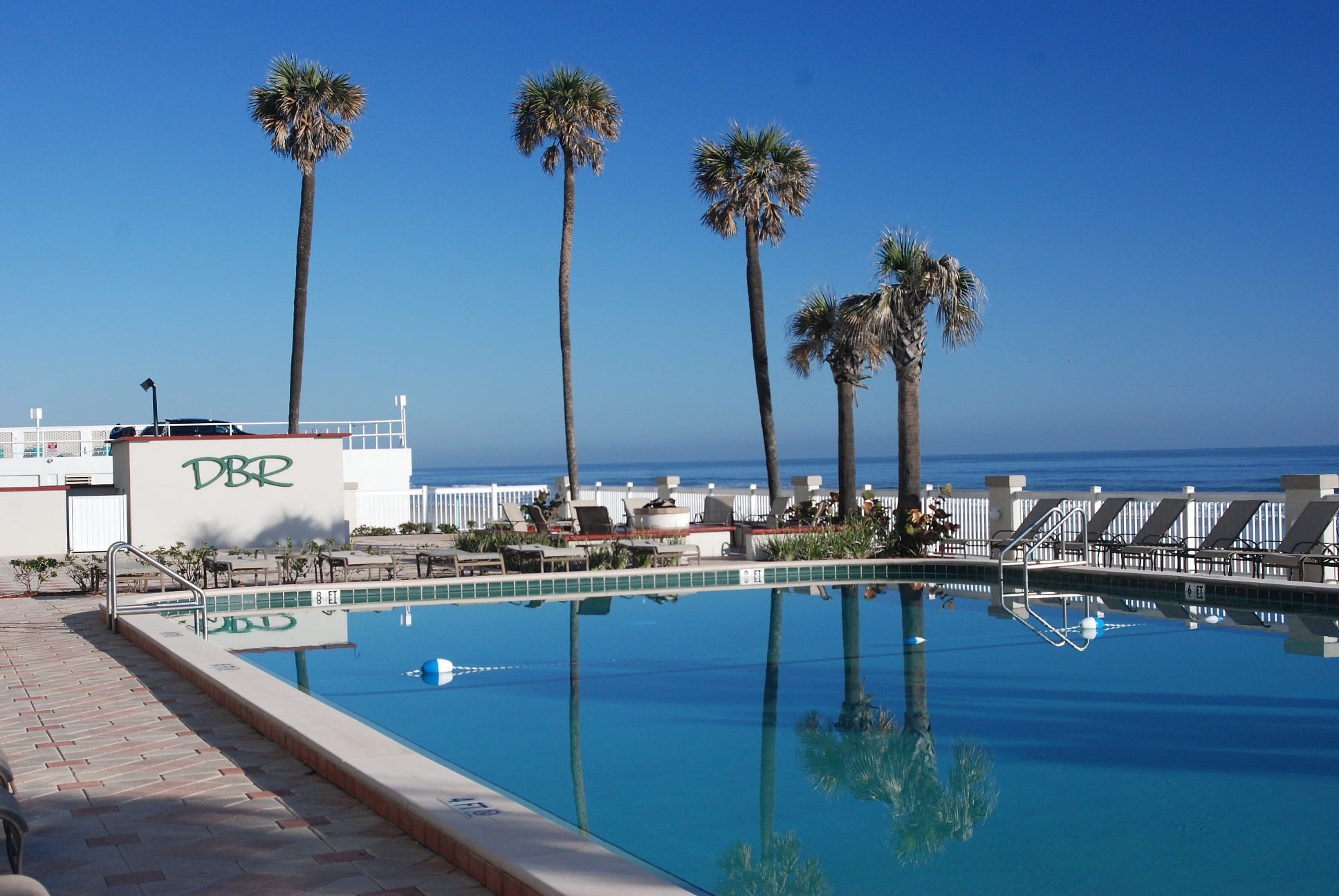 Oceanside view - perfect day at the beach.
