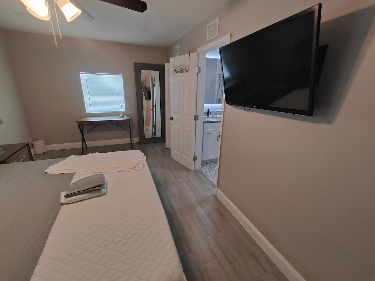 The Bayou Breeze Cottage