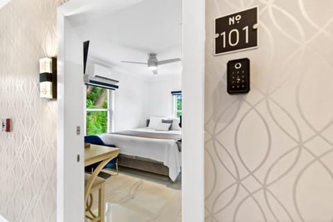 Modern Coastal Suite | Walk to Beach + Dining