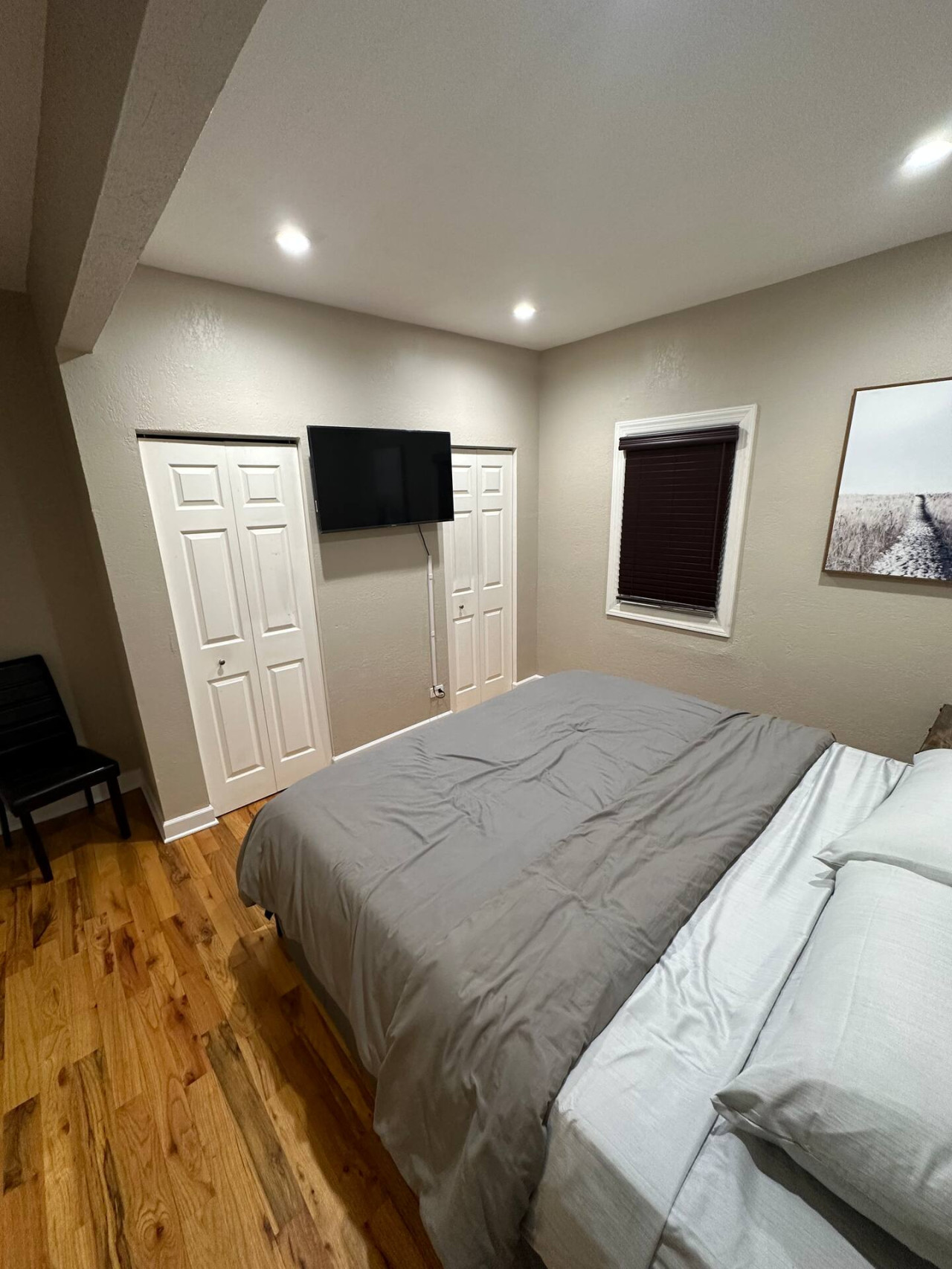 king-bed-*-private-backyard-*-grill-and-fireplace/