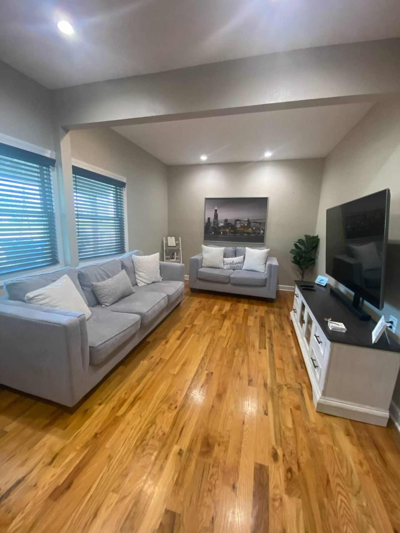 king-bed-*-private-backyard-*-grill-and-fireplace/