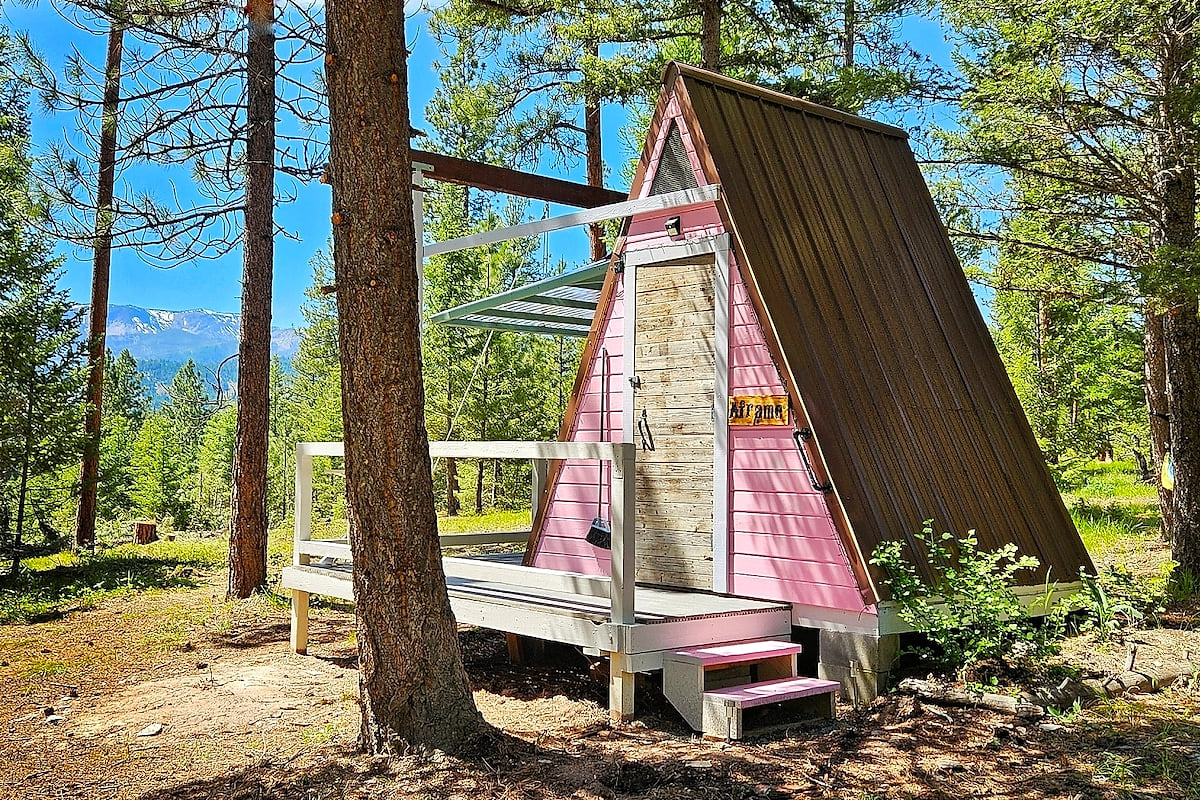 Welcome to the transforming A-frame Cabin at The Hohnstead Glamping Cabins near Missoula, Montana. 