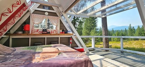 Welcome to the Stargazer at The Hohnstead. Open up the door-wall with a push of a button and bring the forest inside.