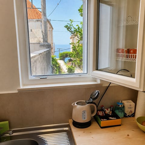 Room Garden - Unit 375214-13