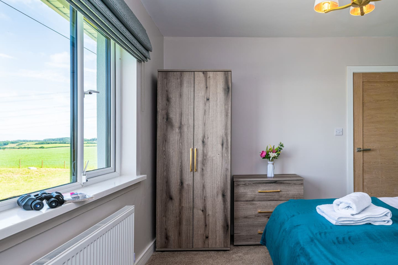 Luxe Escape: Hot Tub, Games Room and 10 min to Sea - Tregaian