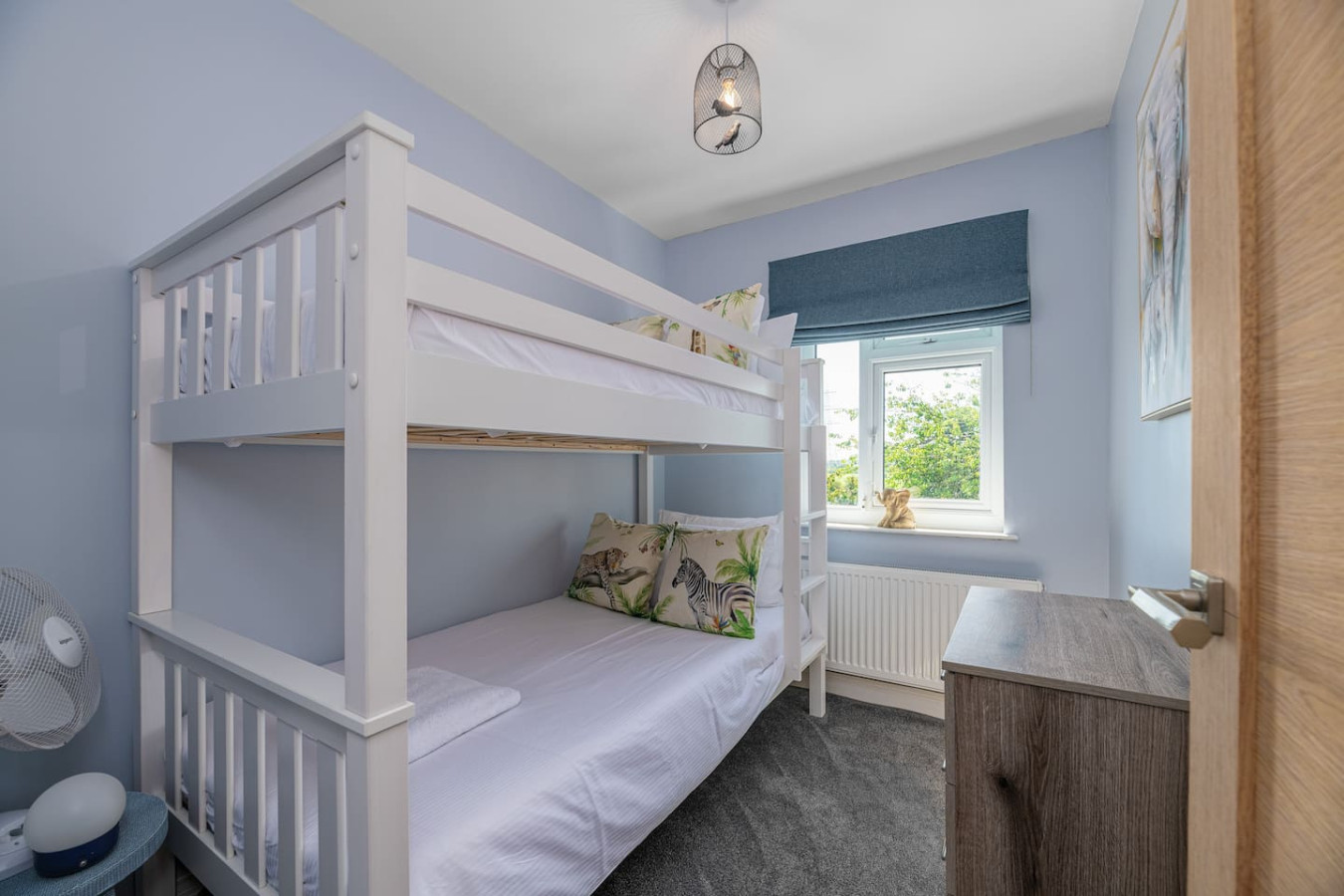 Luxe Escape: Hot Tub, Games Room and 10 min to Sea - Tregaian