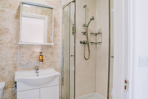 Stylish Cottage Retreat–Sleeps 4