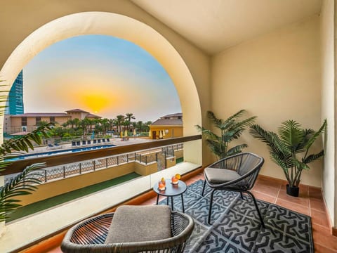 JBR Poolfront Beach | 1BDR Family | Oasis 2