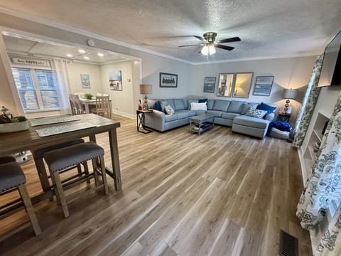 Ocean Lakes + Pet Friendly + 2 Free Golf Carts