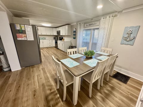 Ocean Lakes + Pet Friendly + 2 Free Golf Carts