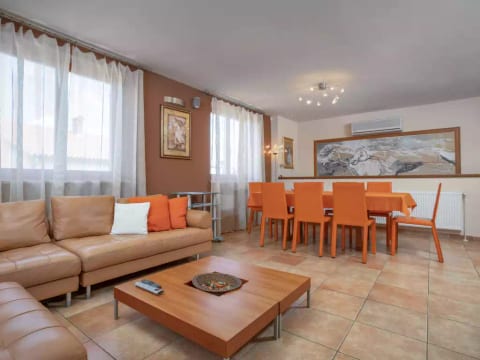 Villa Asi
