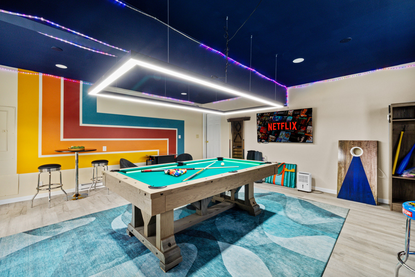 Ultimate Game Room: Skeeball, pool, ping pong, arcades, and a smart TV—game night starts here.