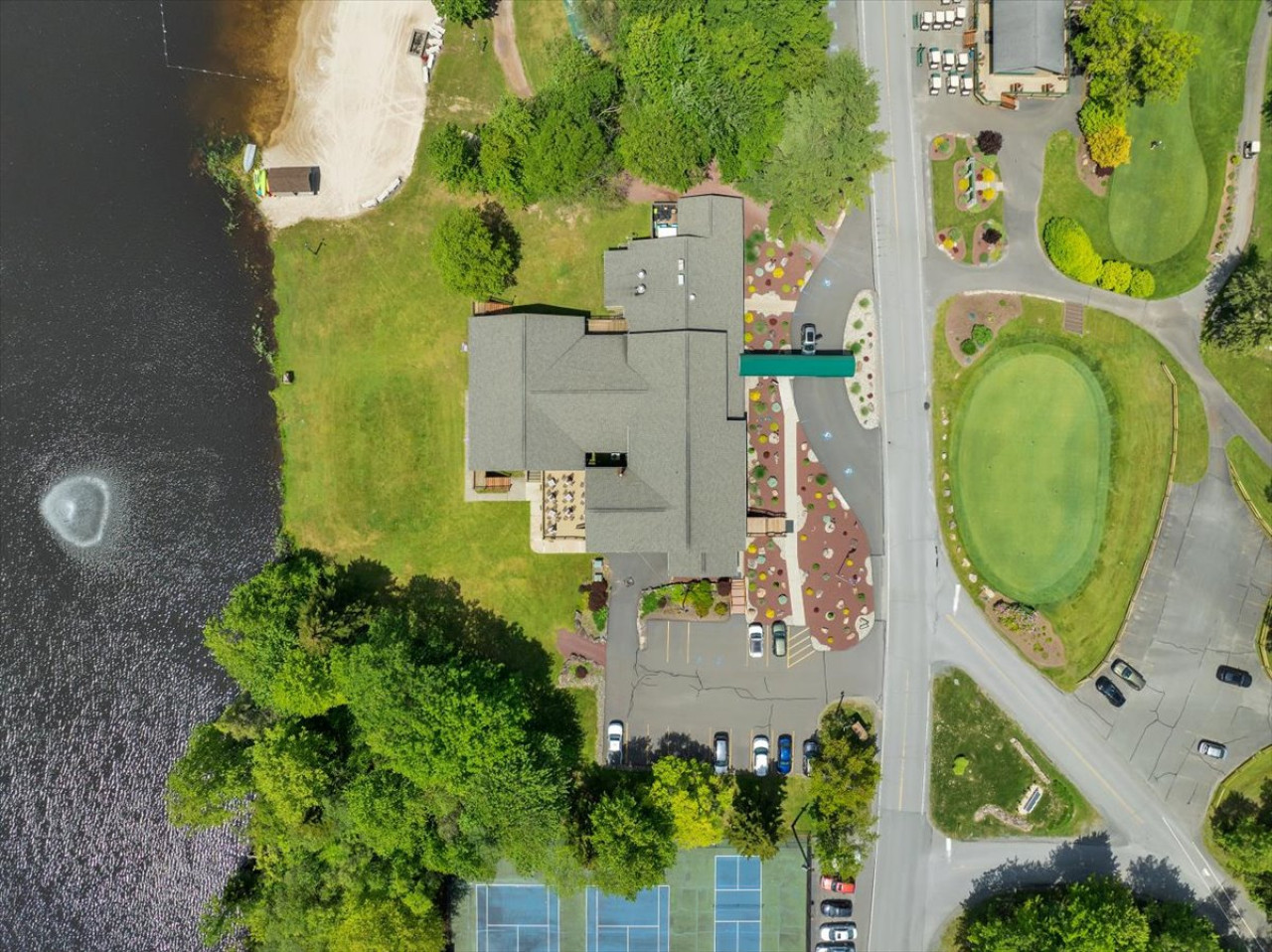 Access to shared community amenities included.