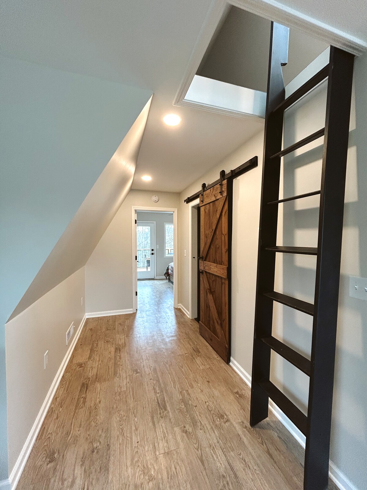 The Coop: NEW A-frame w/ Hot Tub + Fire Pit + Loft