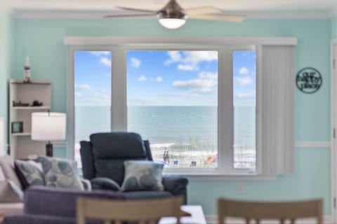 BEAUTIFUL views from the large
picture window!