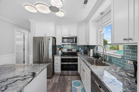 THE BOSTONIAN 202 - Surfside Beach, SC