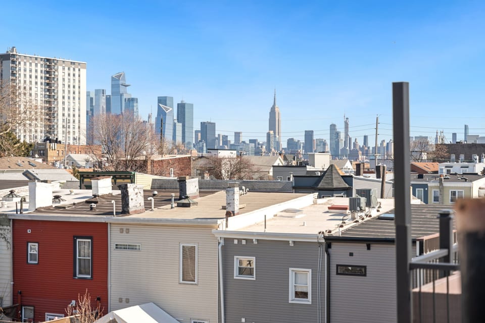 Rooftop Deck • NYC Skyline Views • Near Times Sq - Jersey City