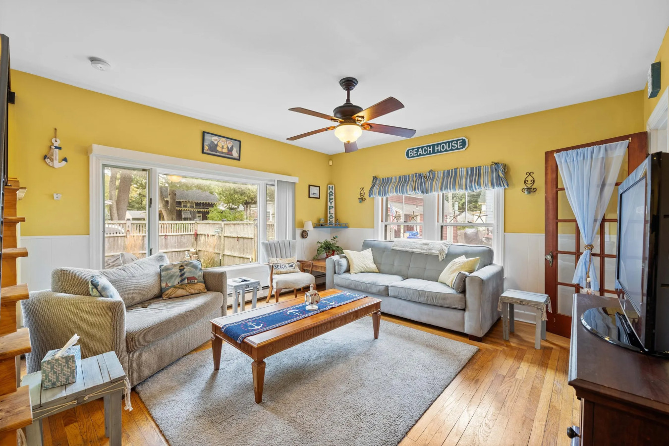 steps-to-sand!-game-ready-beach-house-w-style/