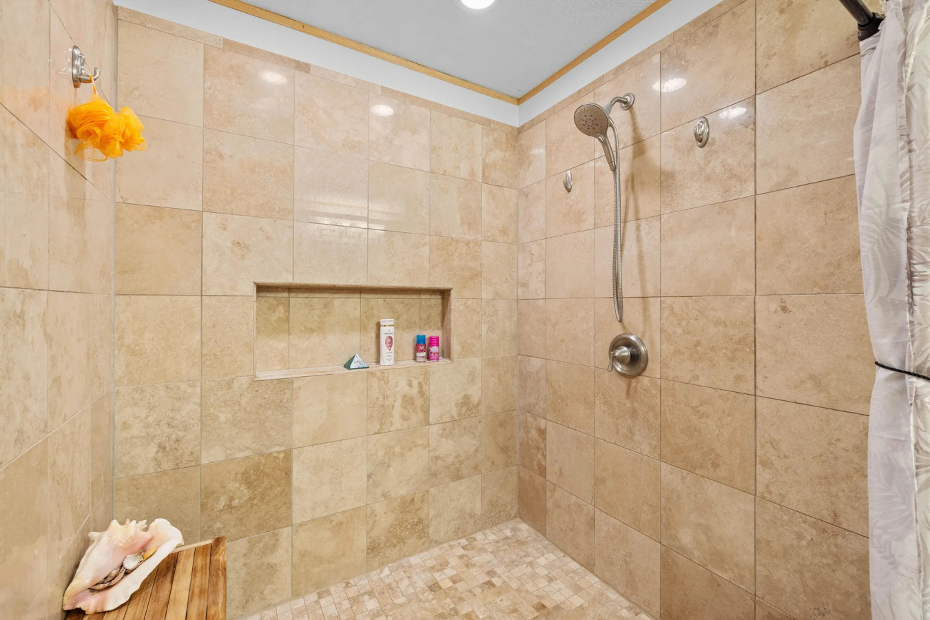 steps-to-sand!-game-ready-beach-house-w-style/