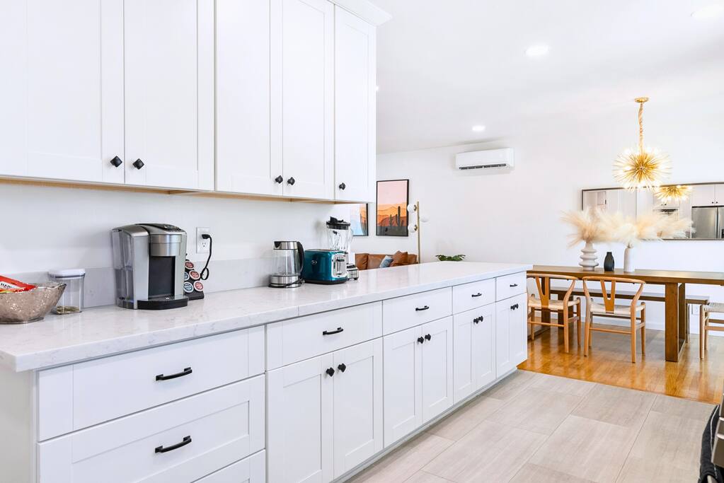 8-mins-to-disneyor-sleeps-8-+-fire-pit-+-laundry/