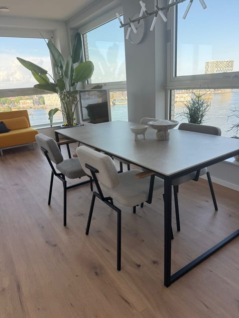 Modern apartment in Amsterdam with view