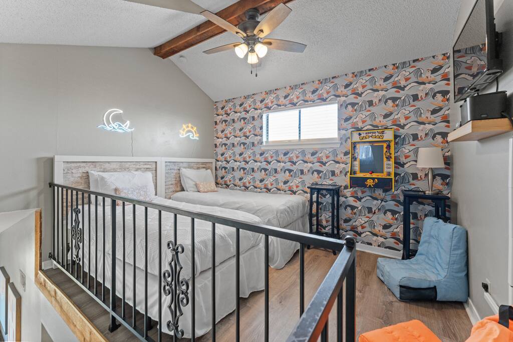 Retro Arcade Fun in Every Corner