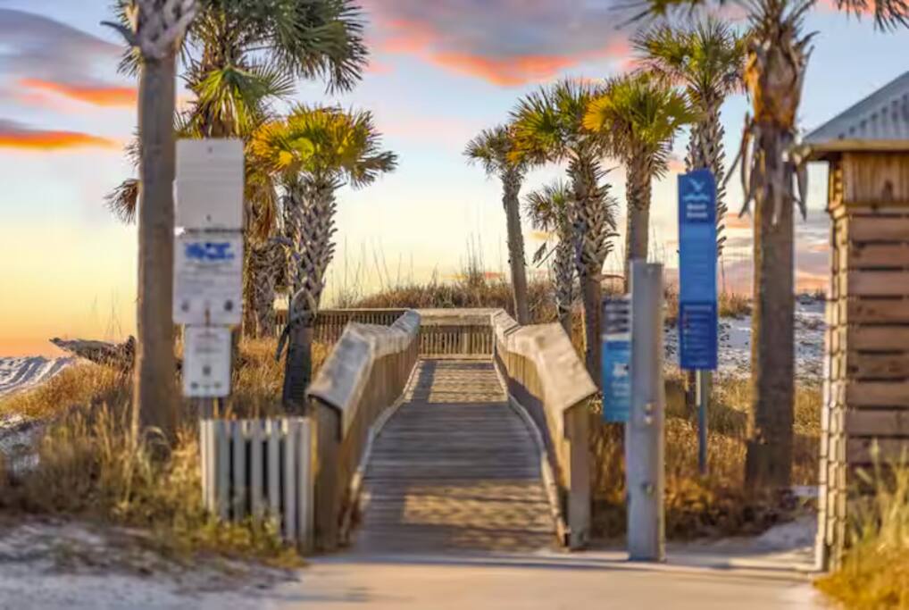 dog-friendly-or-pool-or-arcade-games-or-walk-to-beach/
