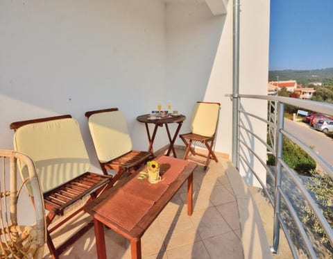 Apartment Mare - Unit 373897-13