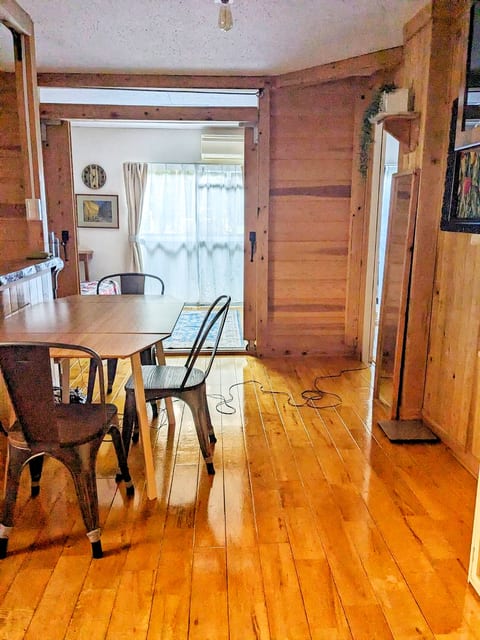 Quiet Apartment Near Shibuya Crossing | Walk