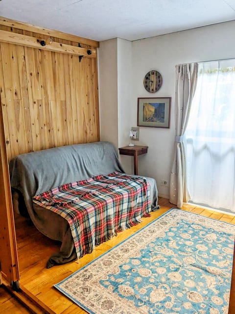 Quiet Apartment Near Shibuya Crossing | Walk