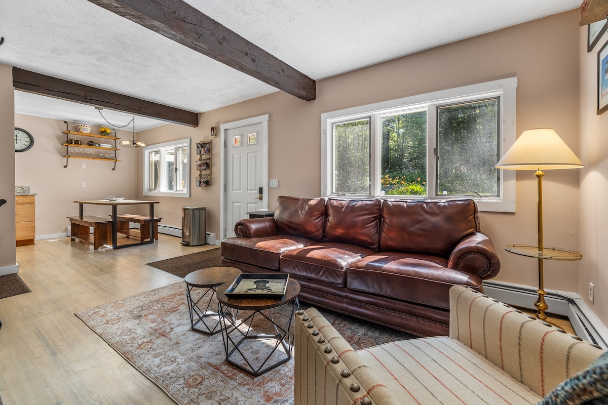 Cozy Chalet 12 Min to Stratton & 7 Min to Bromley