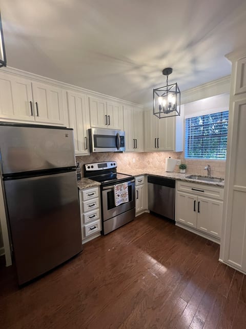 Two Blocks to Toomer’s Corner! New Listing!