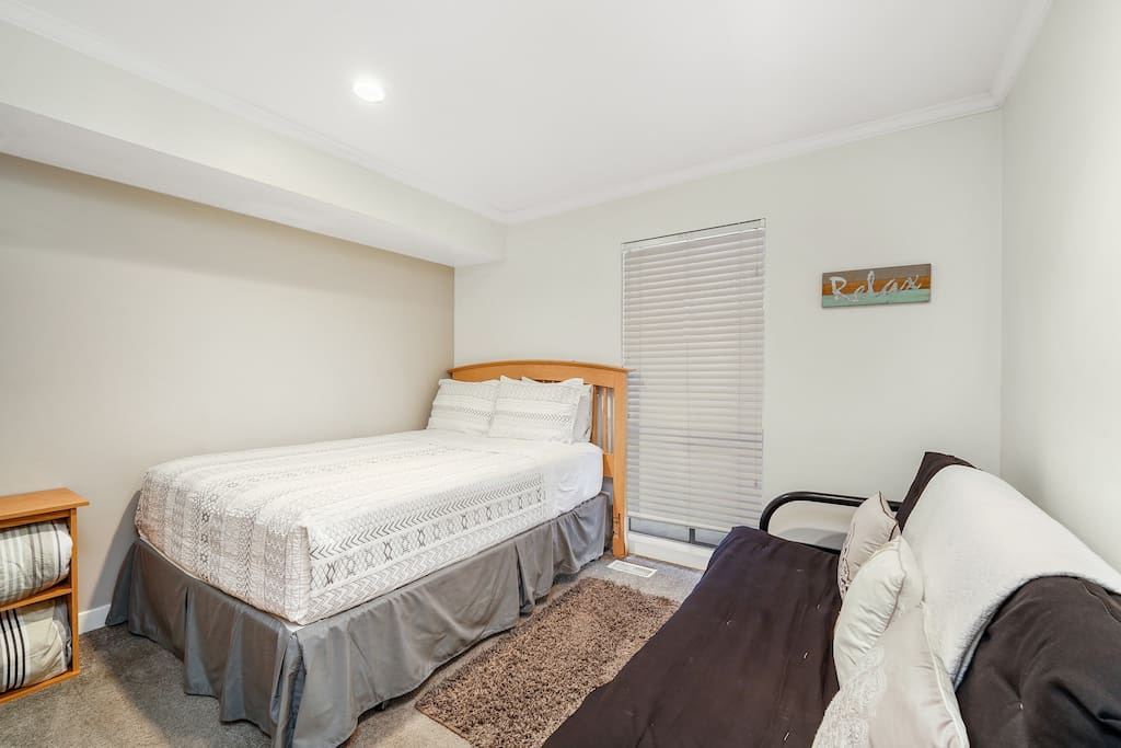 wonderful-downtownuofu-slc-condo/