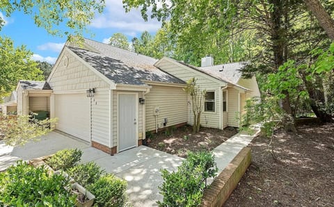 Private entrance, 2 car garage. Cozy and peaceful.