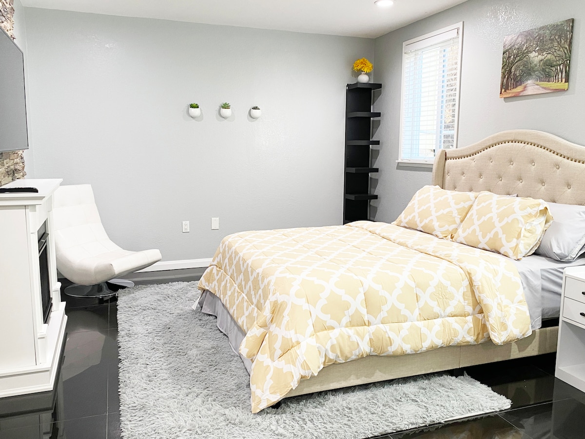 elegant-1br-victorian-in-oakland/