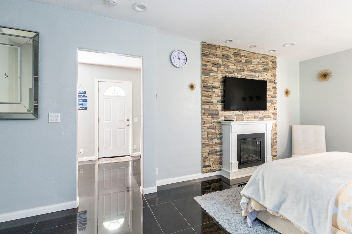 elegant-1br-victorian-in-oakland/